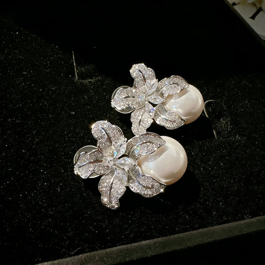 Starfish Freshwater Pearl Earrings