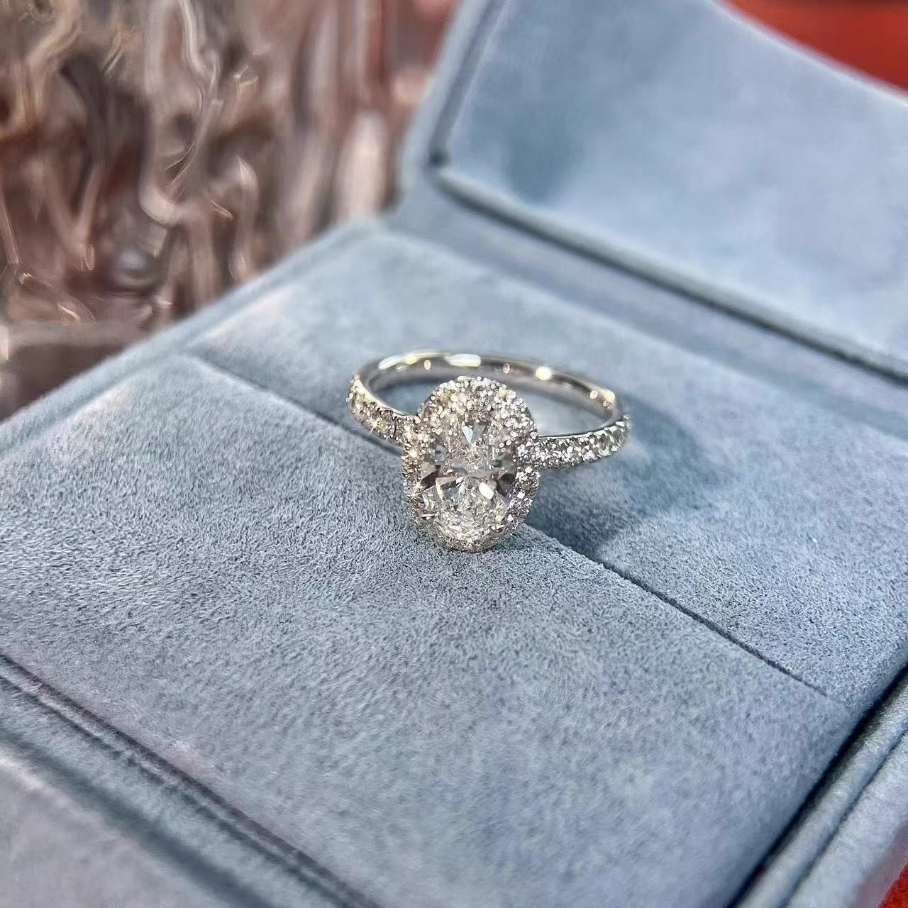 Luxury 1.5 Carat Oval Cut Pigeon Egg Zirconia Solitaire Statement Ring