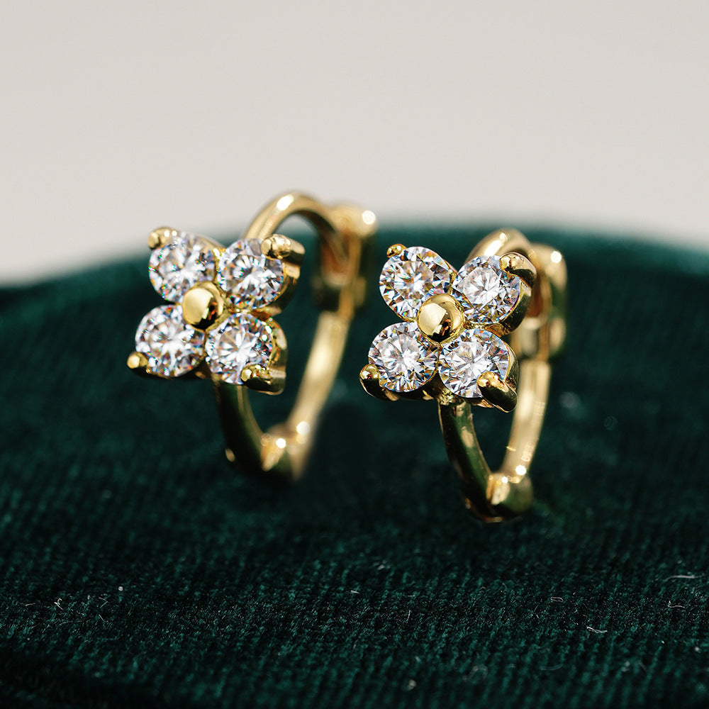 Gold S925 silver clover stud earrings featuring a brilliant moissanite pave setting for a lucky, elegant look