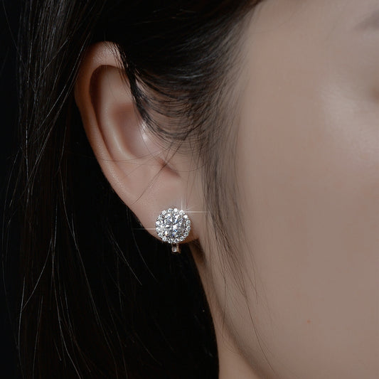 S925 silver stud earrings featuring a 1ct moissanite center stone surrounded by a sparkling diamond halo