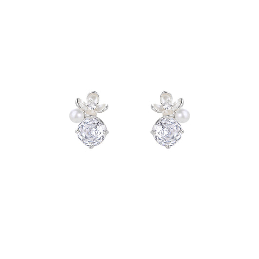 S925 silver flower stud earrings with a sparkling zirconia center and a dangling lustrous white pearl
