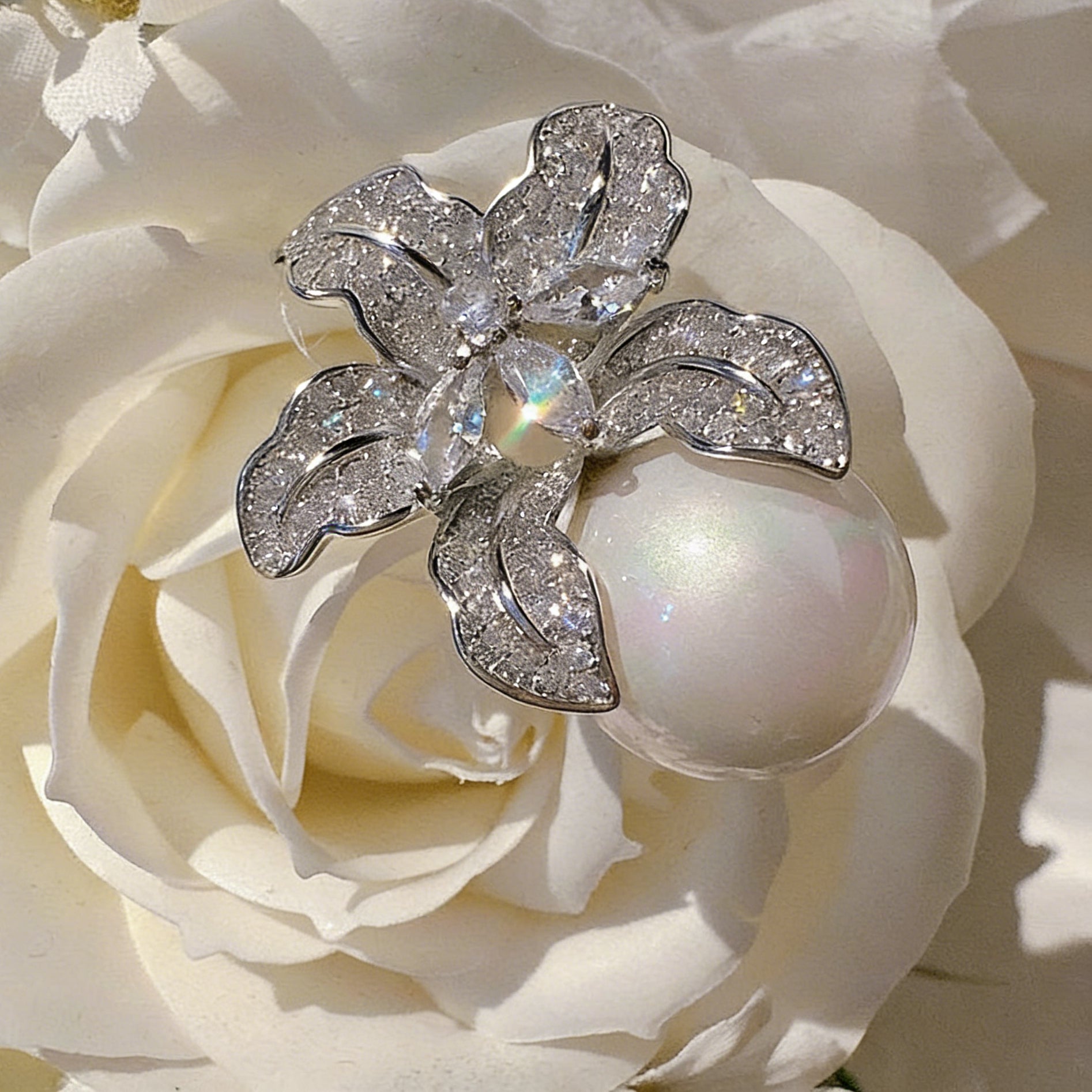 Elegant S925 sterling silver lily flower stud earrings featuring a lustrous white pearl center in a silver tone