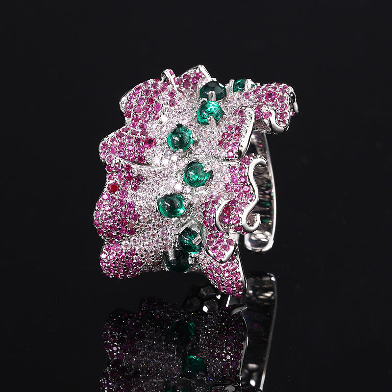 Bold Silver Irregular Ripple Statement Ring with Shimmering Zircon Pavé in a Modern Abstract Design