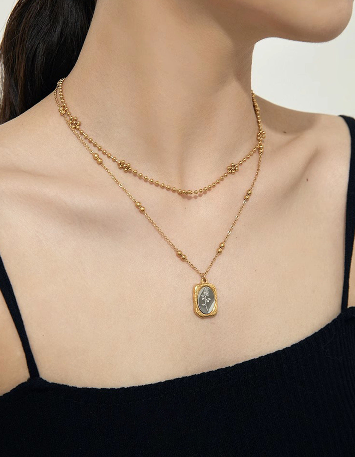 Vintage smoky rose mirror relief pendant bead station chain necklace in 18k gold plated jewelry.