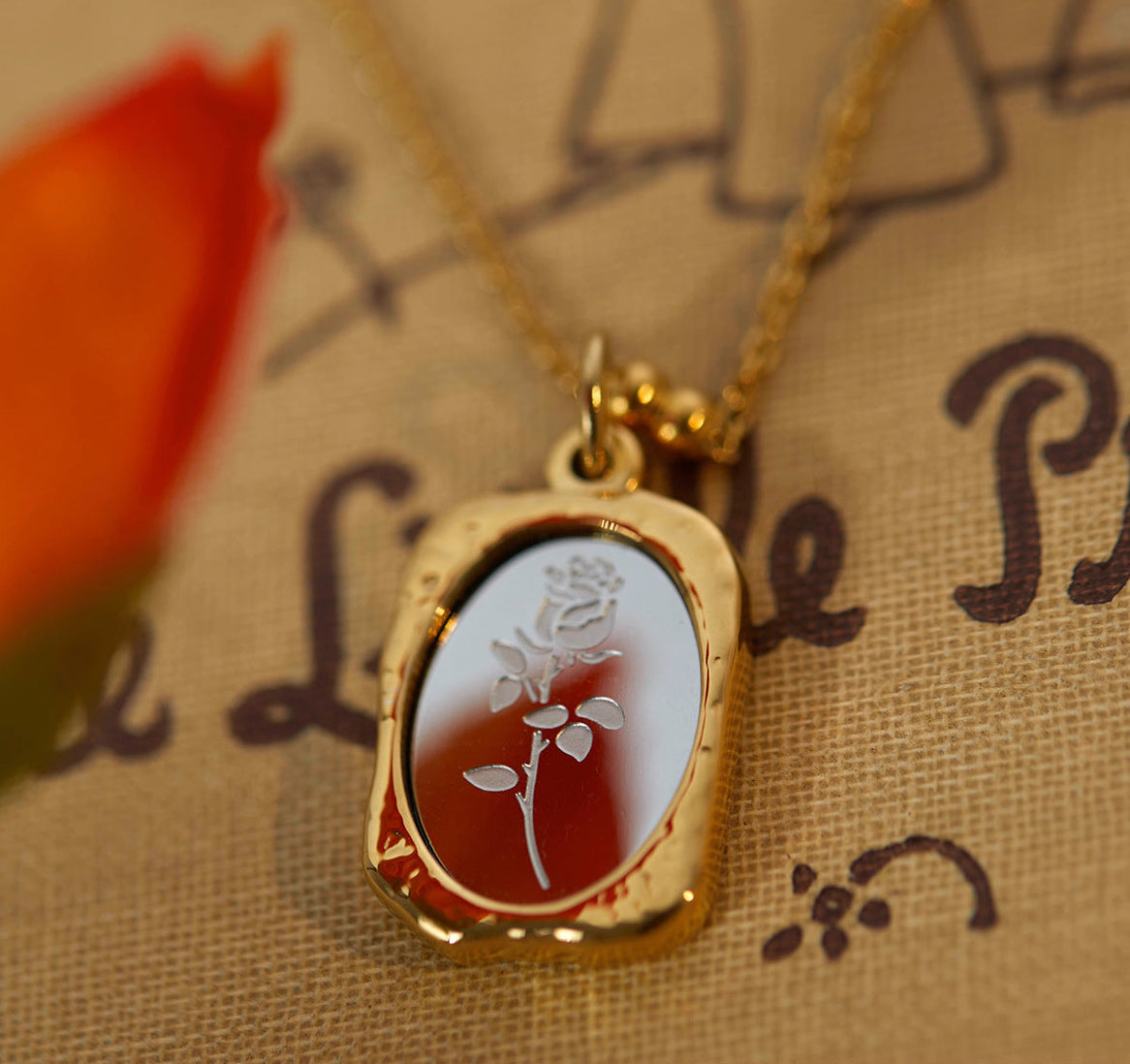 Vintage smoky rose mirror relief pendant bead station chain necklace in 18k gold plated jewelry.